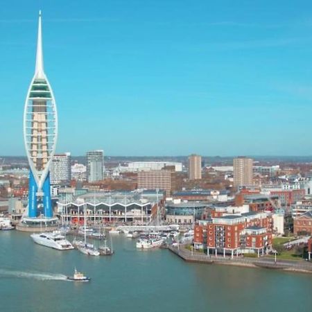 Coastal Comfort Getaway Portsmouth Extérieur photo