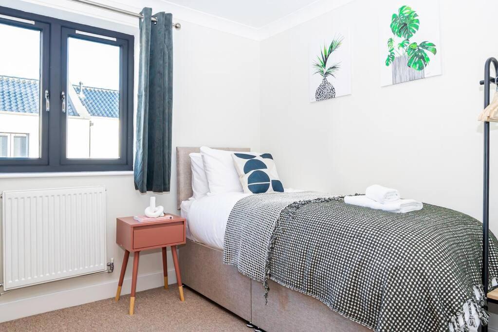 Coastal Comfort Getaway Portsmouth Extérieur photo