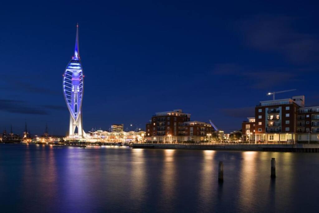 Coastal Comfort Getaway Portsmouth Extérieur photo